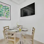 CMG Studio Place Voltaire